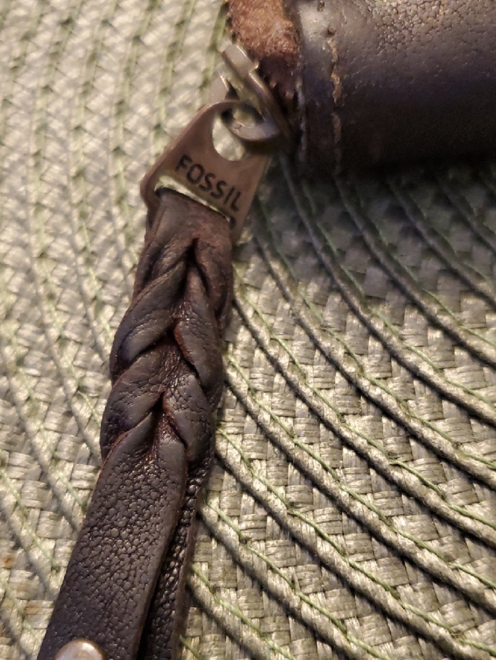 Fossil Studded Brown Leather Wallet - Picture 3 of 12